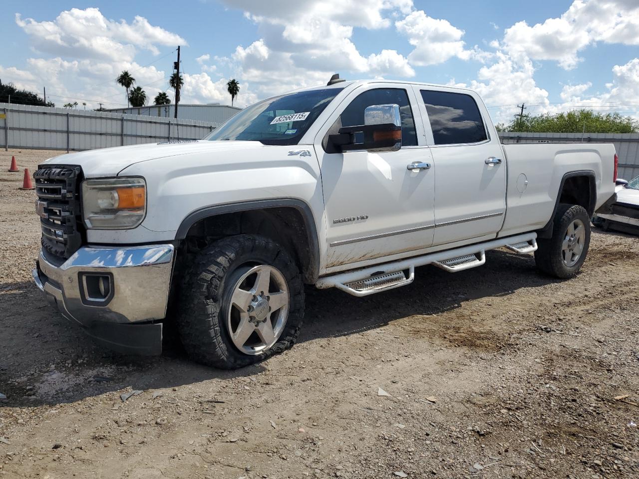 GMC SIERRA K2500 SLT