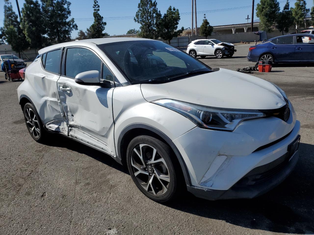 TOYOTA C-HR XLE
