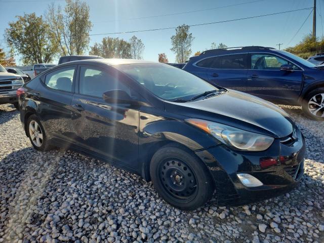 2013 HYUNDAI ELANTRA GL - 5NPDH4AE8DH393914