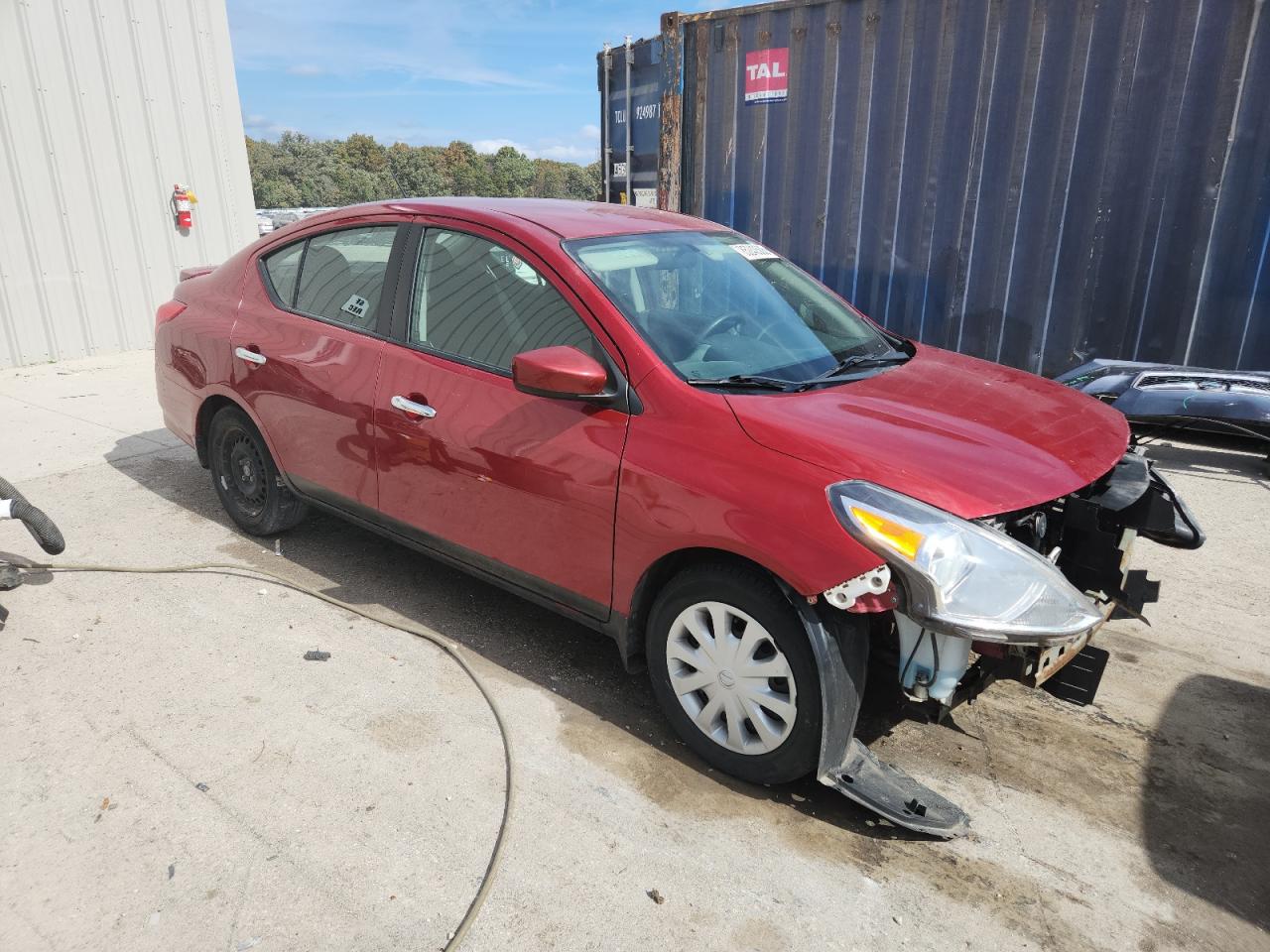 NISSAN VERSA S