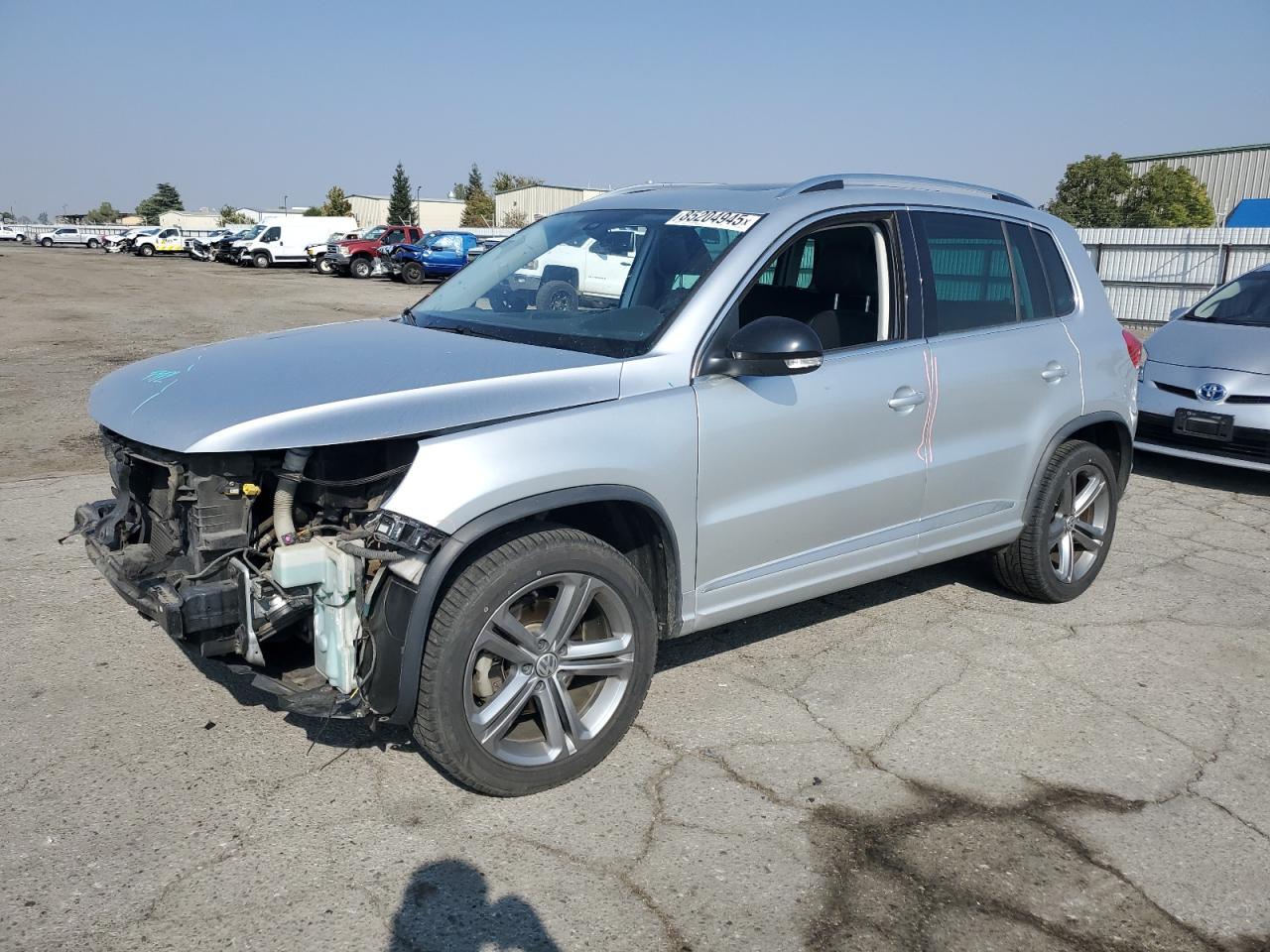 VOLKSWAGEN TIGUAN SPORT