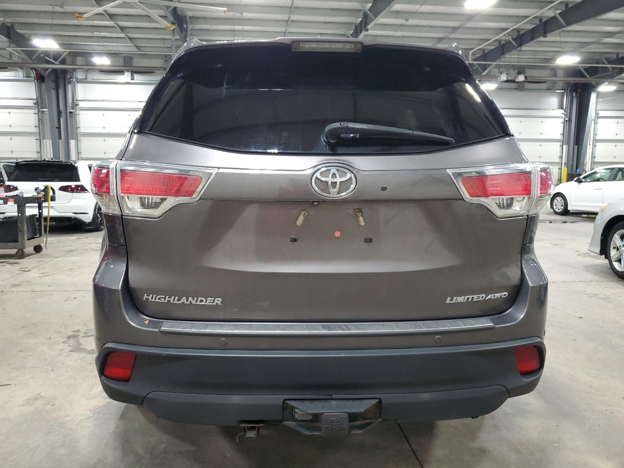 TOYOTA HIGHLANDER LIMITED