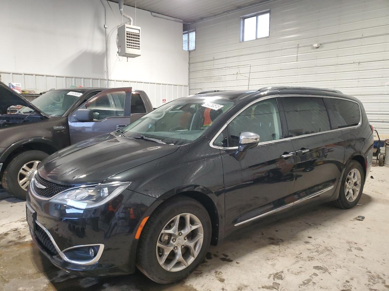 CHRYSLER PACIFICA LIMITED