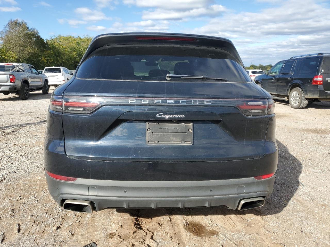 PORSCHE CAYENNE