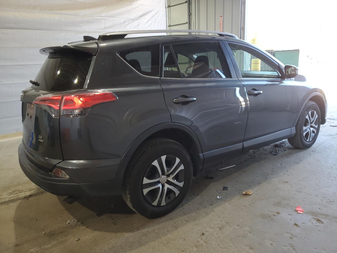 TOYOTA RAV4 LE