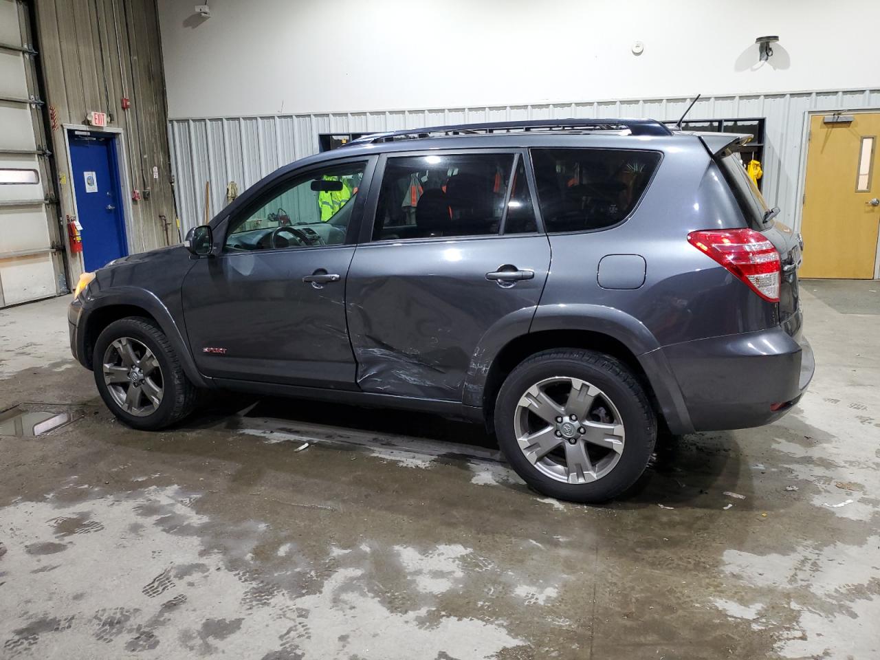 TOYOTA RAV4 SPORT