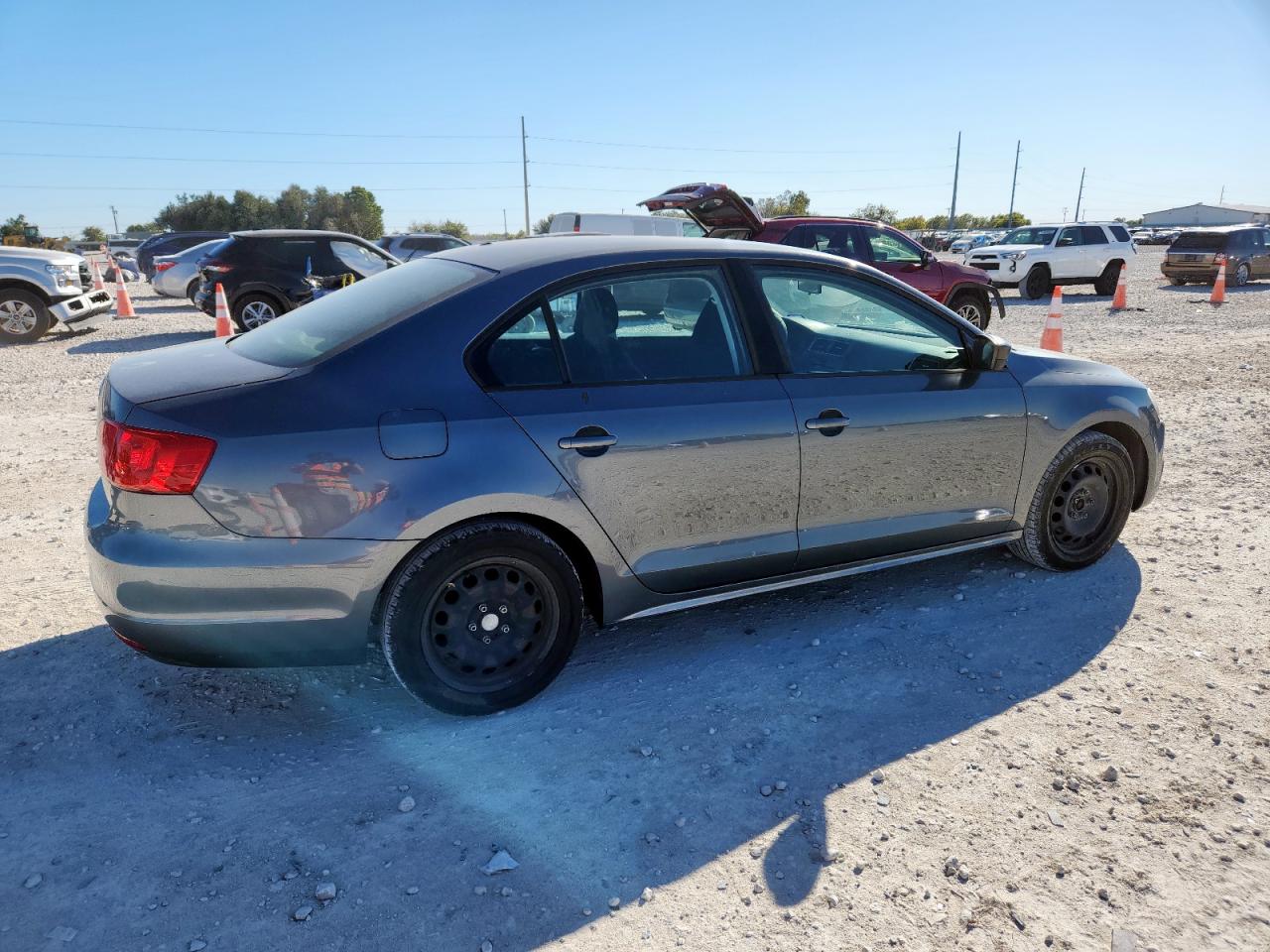 VOLKSWAGEN JETTA BASE