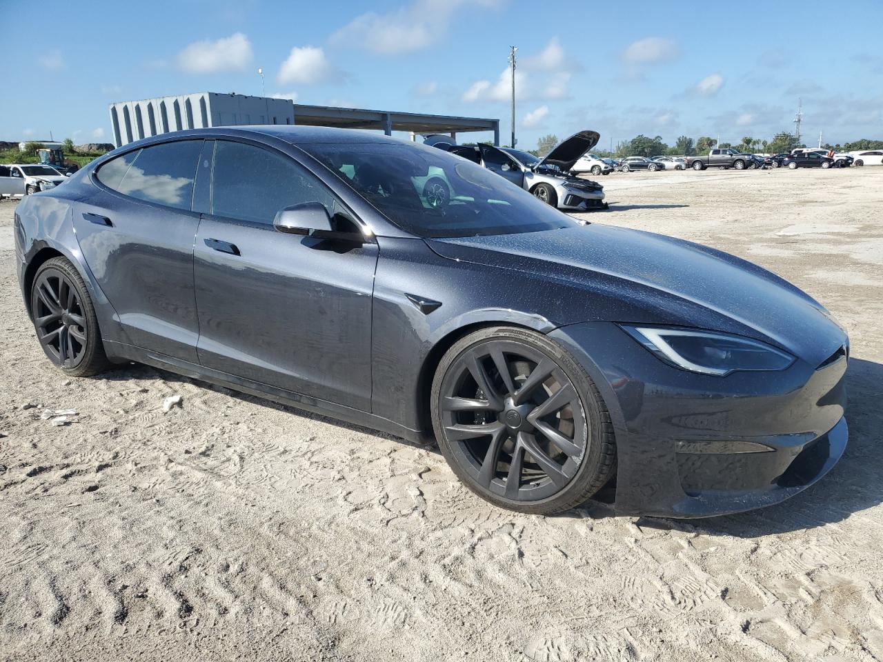 TESLA MODEL S
