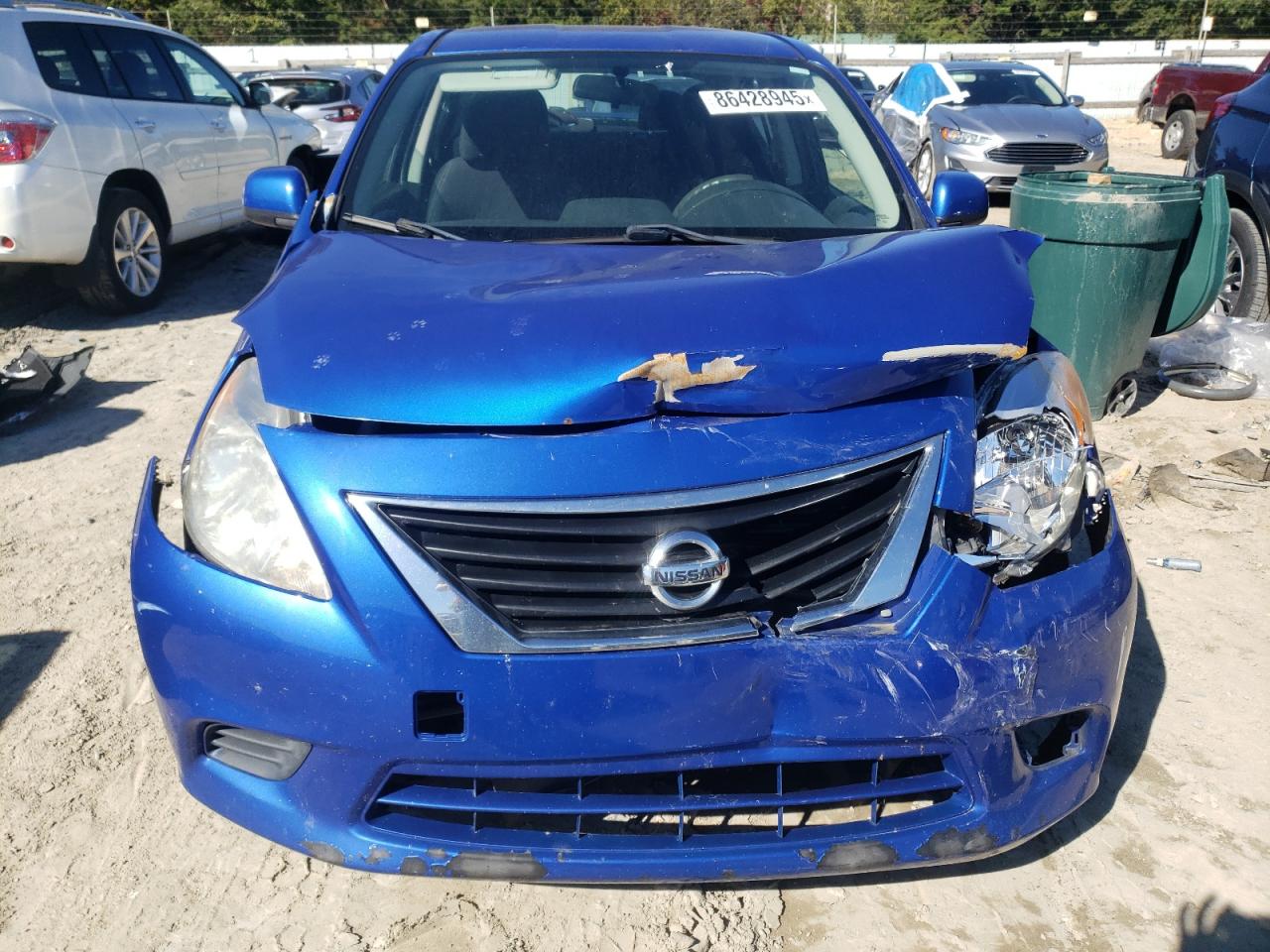 NISSAN VERSA S