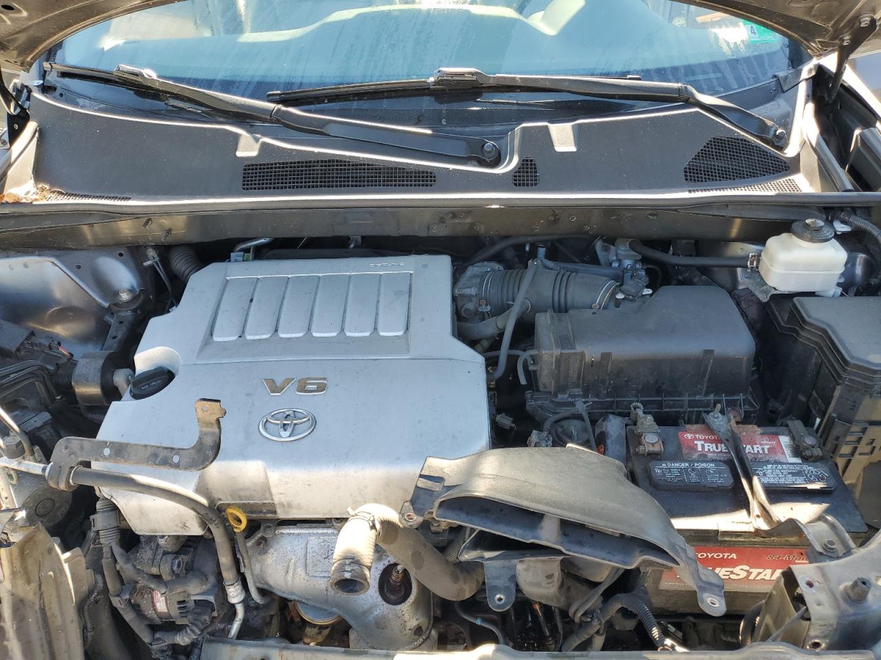 TOYOTA HIGHLANDER LIMITED