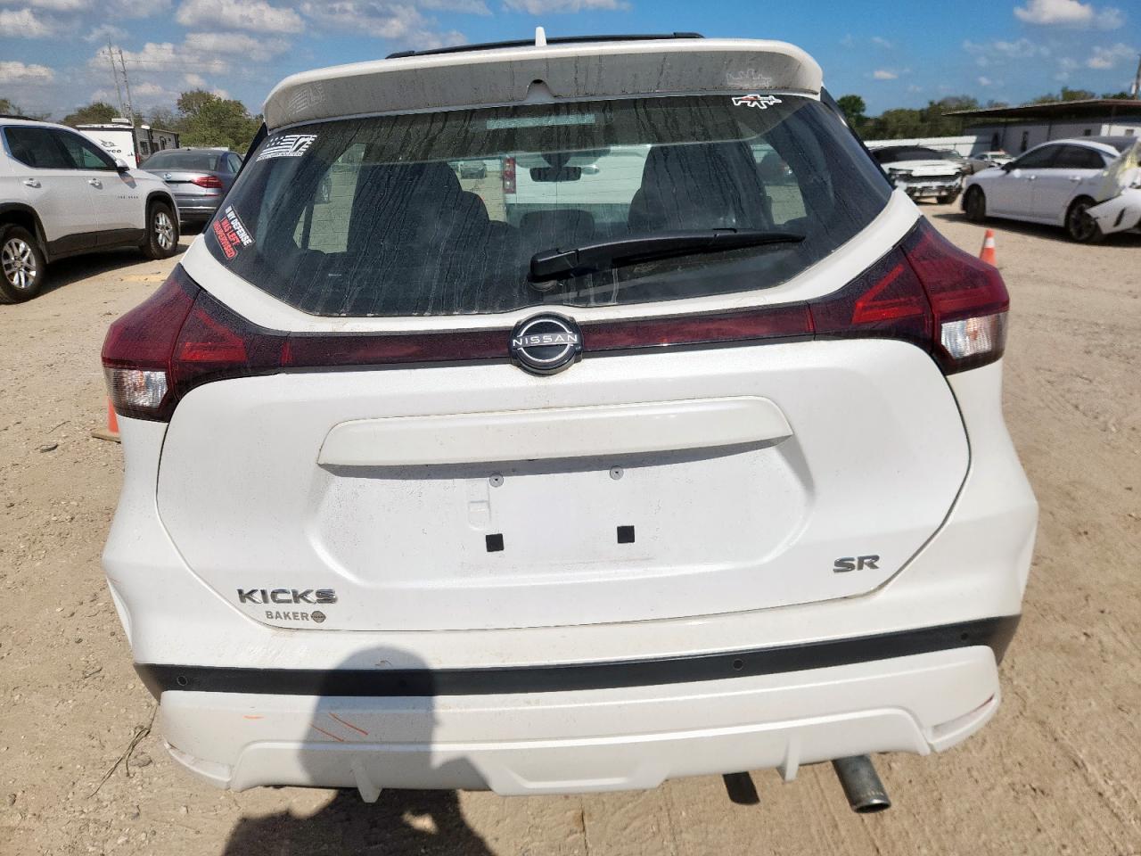 NISSAN KICKS SR