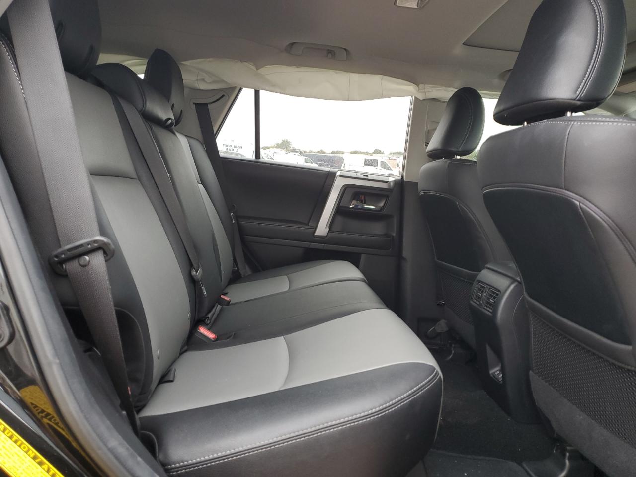 TOYOTA 4RUNNER SR5/SR5 PREMIUM