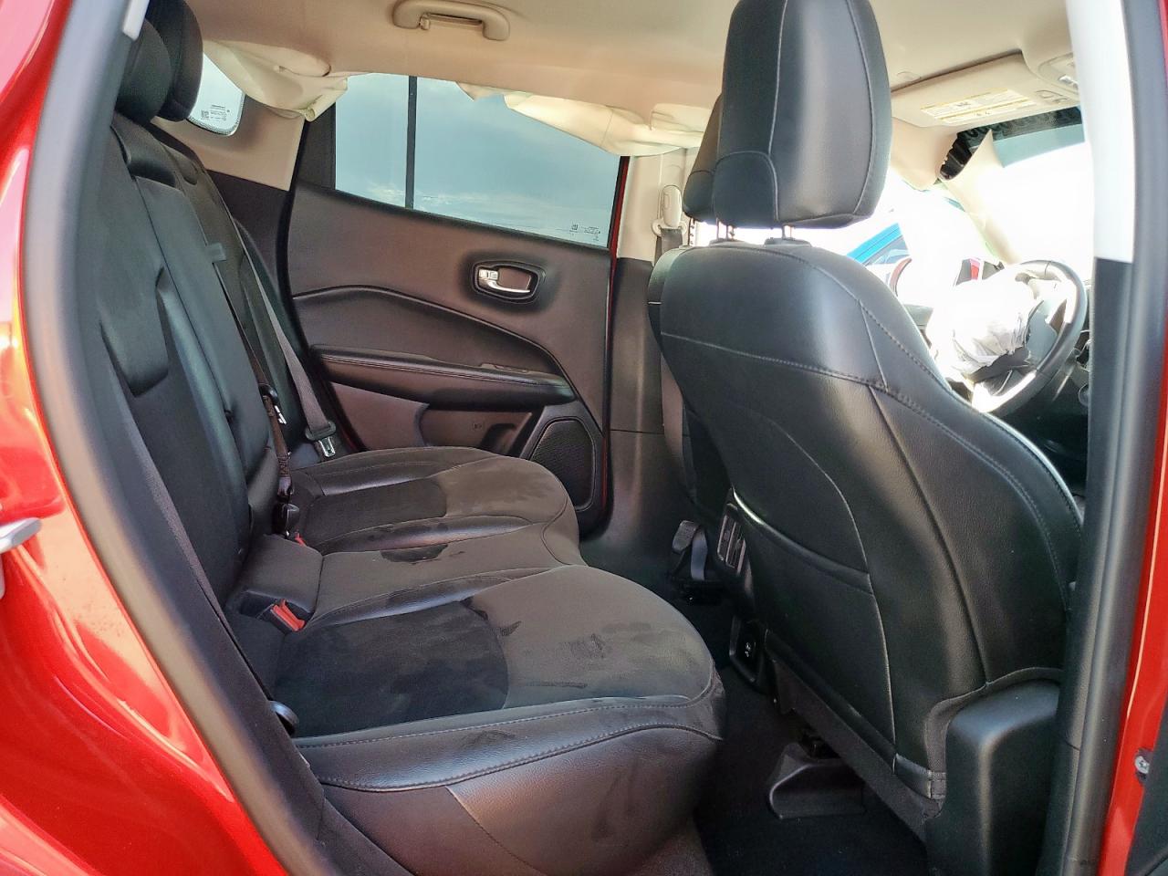 JEEP COMPASS LATITUDE