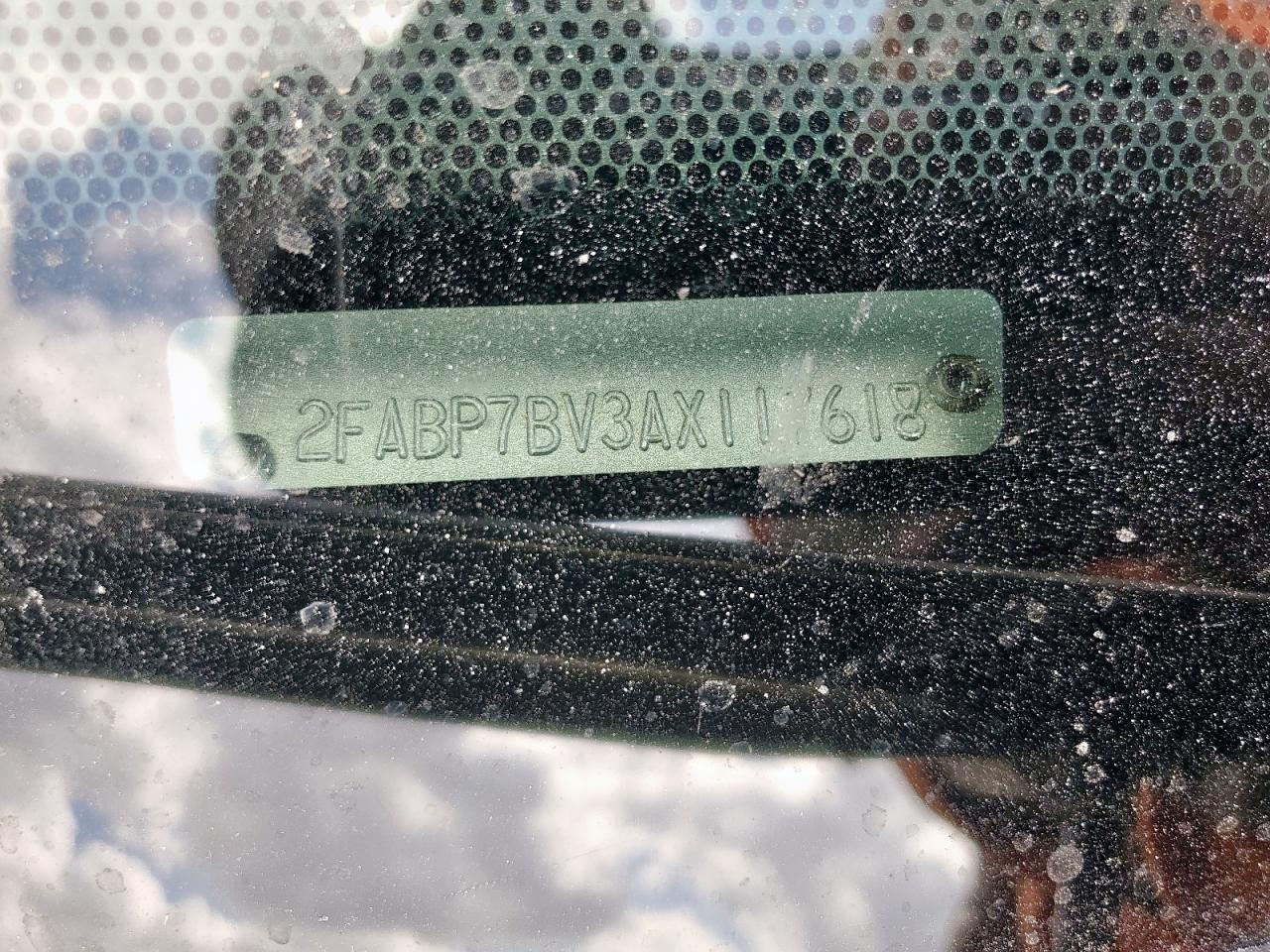 FORD CROWN VICTORIA POLICE INTERCEPTOR