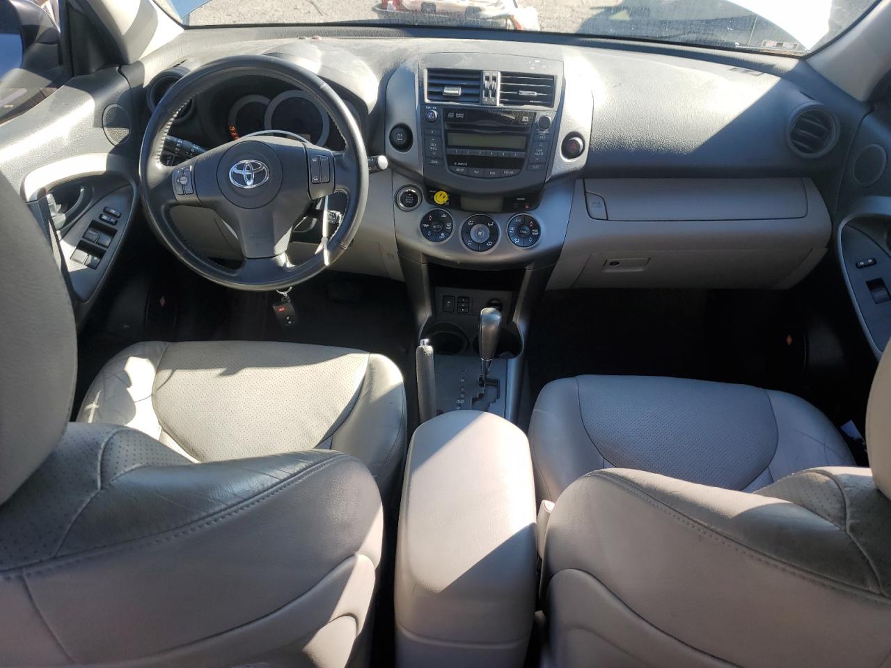 TOYOTA RAV4 LIMITED
