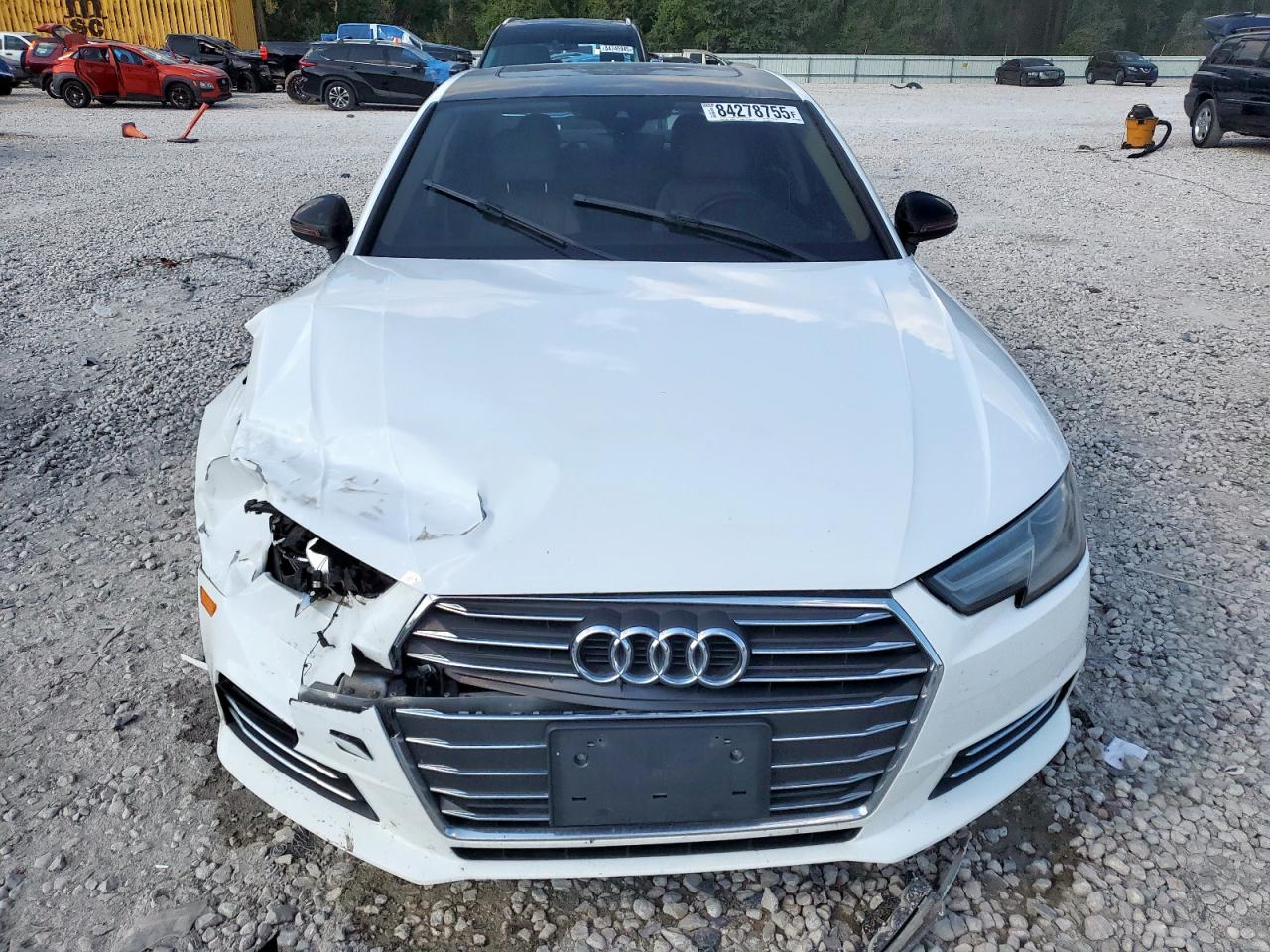 AUDI A4 ULTRA PREMIUM