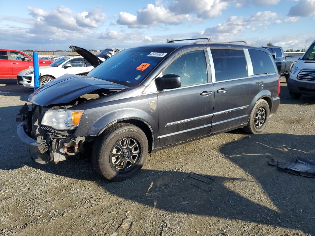 CHRYSLER TOWN & COUNTRY TOURING