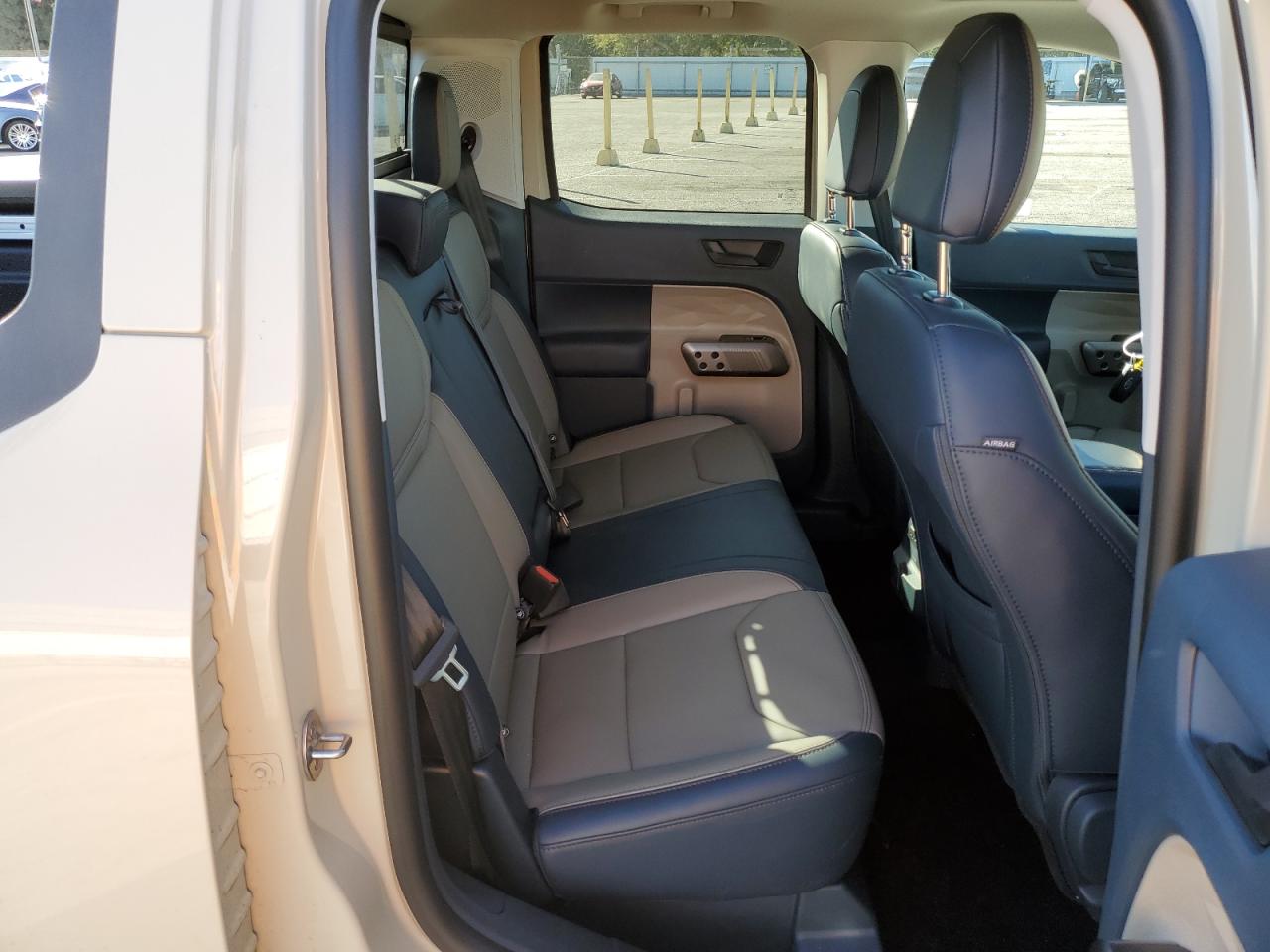 FORD MAVERICK LARIAT