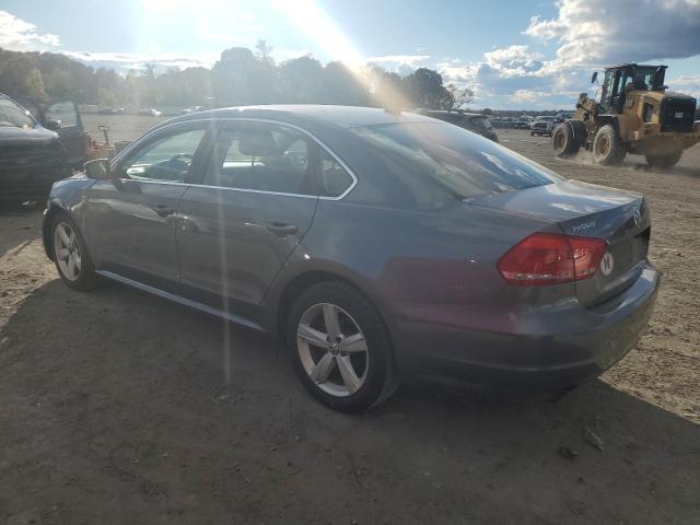 2015 VOLKSWAGEN PASSAT S - 1VWAT7A35FC111659