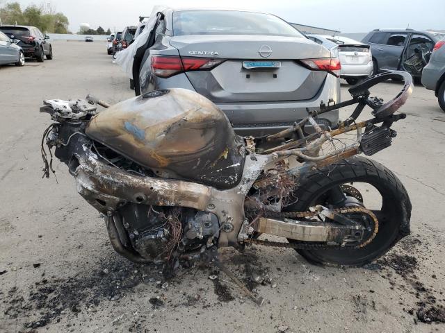 2005 SUZUKI GSX1300 JS1GW71A352110785