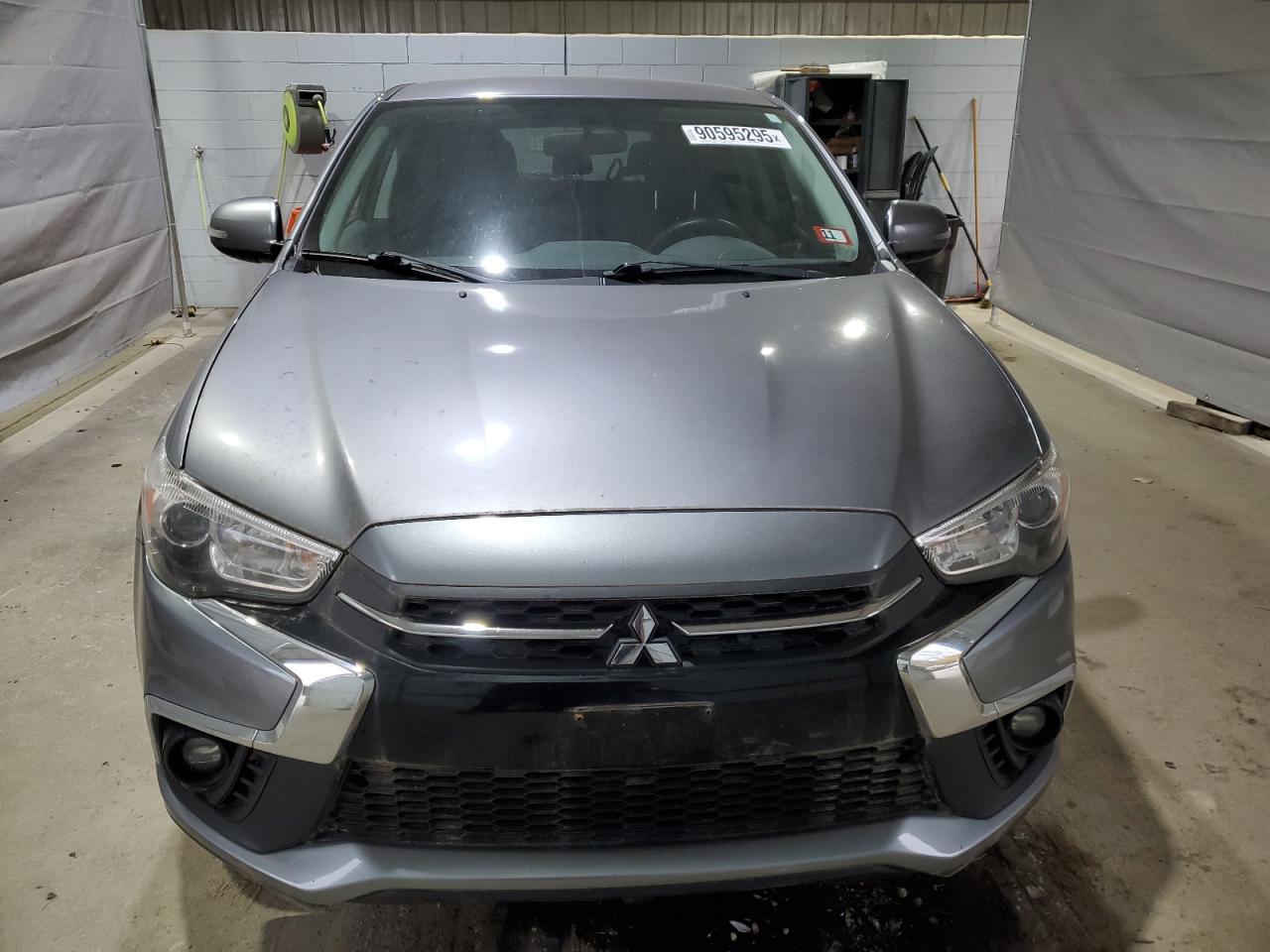MITSUBISHI OUTLANDER ES