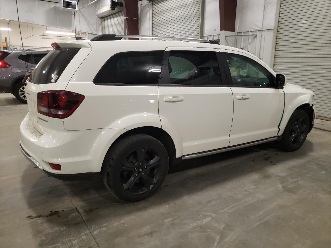DODGE JOURNEY CROSSROAD