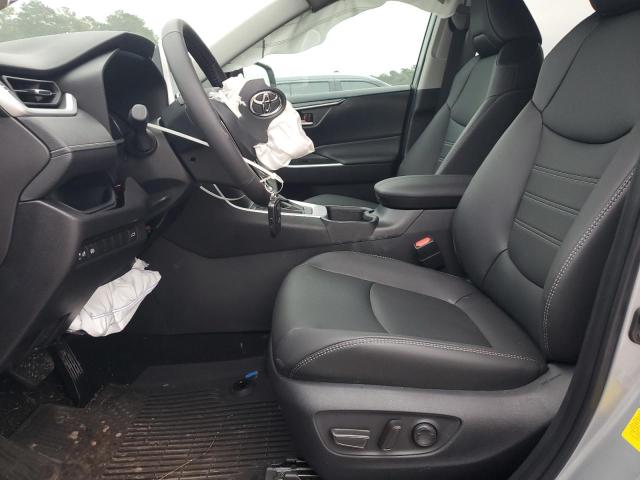 2025 TOYOTA RAV4 XLE P #3296342435