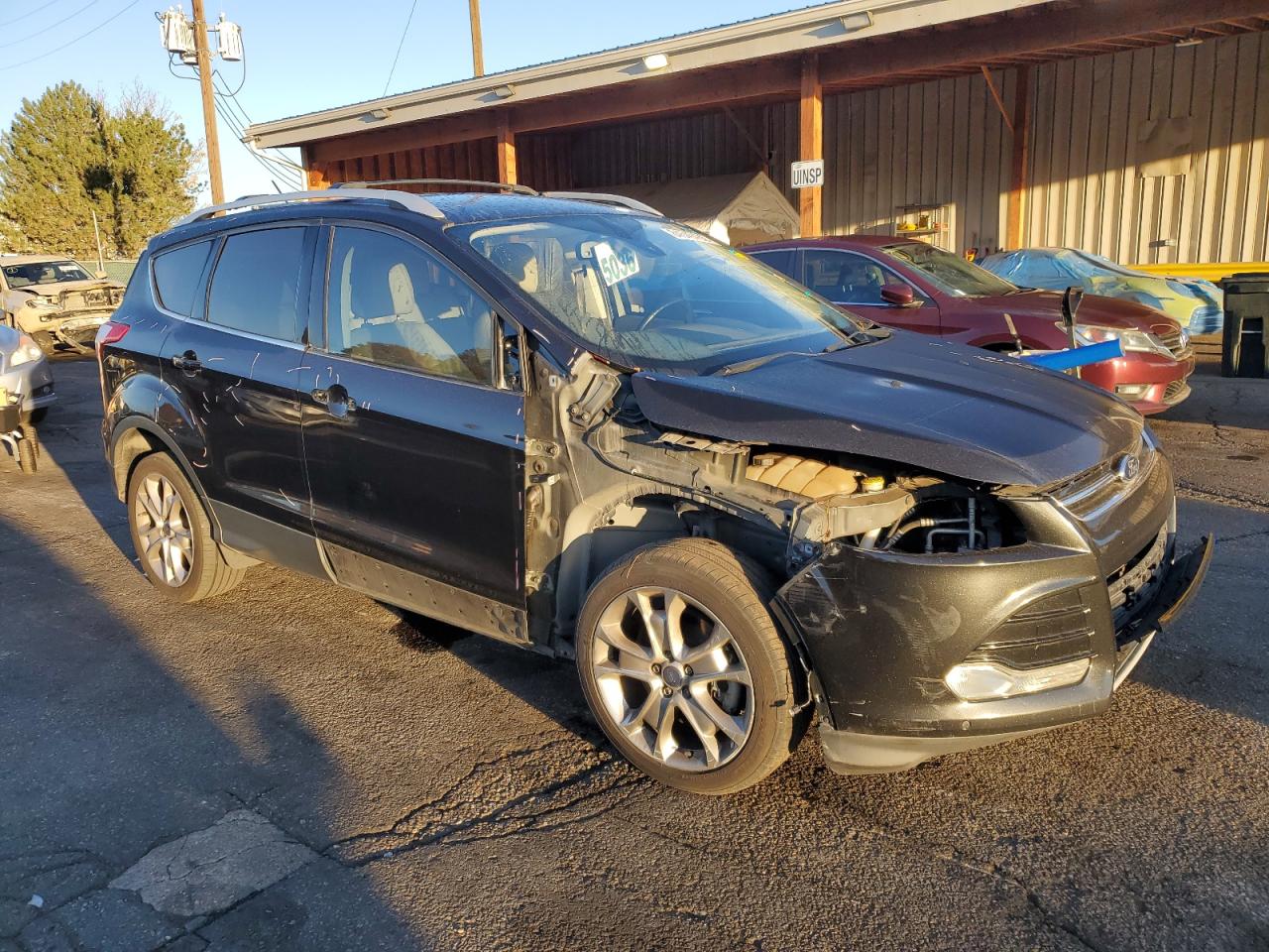 FORD ESCAPE TITANIUM