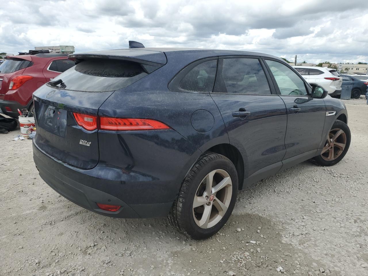 JAGUAR F-PACE PREMIUM