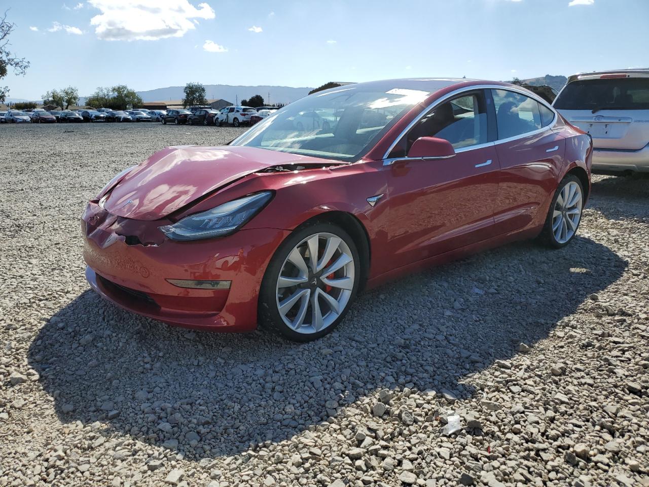 TESLA MODEL 3