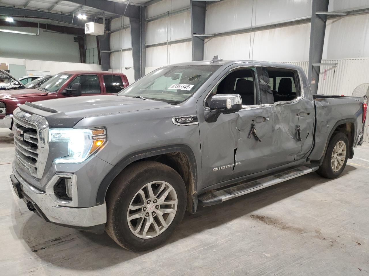 GMC SIERRA K1500 SLT
