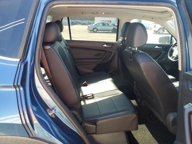 2018 VOLKSWAGEN TIGUAN SE 3VV3B7AX4JM170678