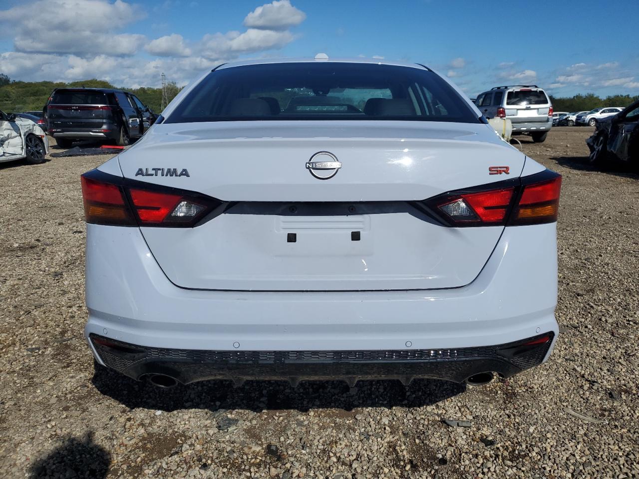 NISSAN ALTIMA SR