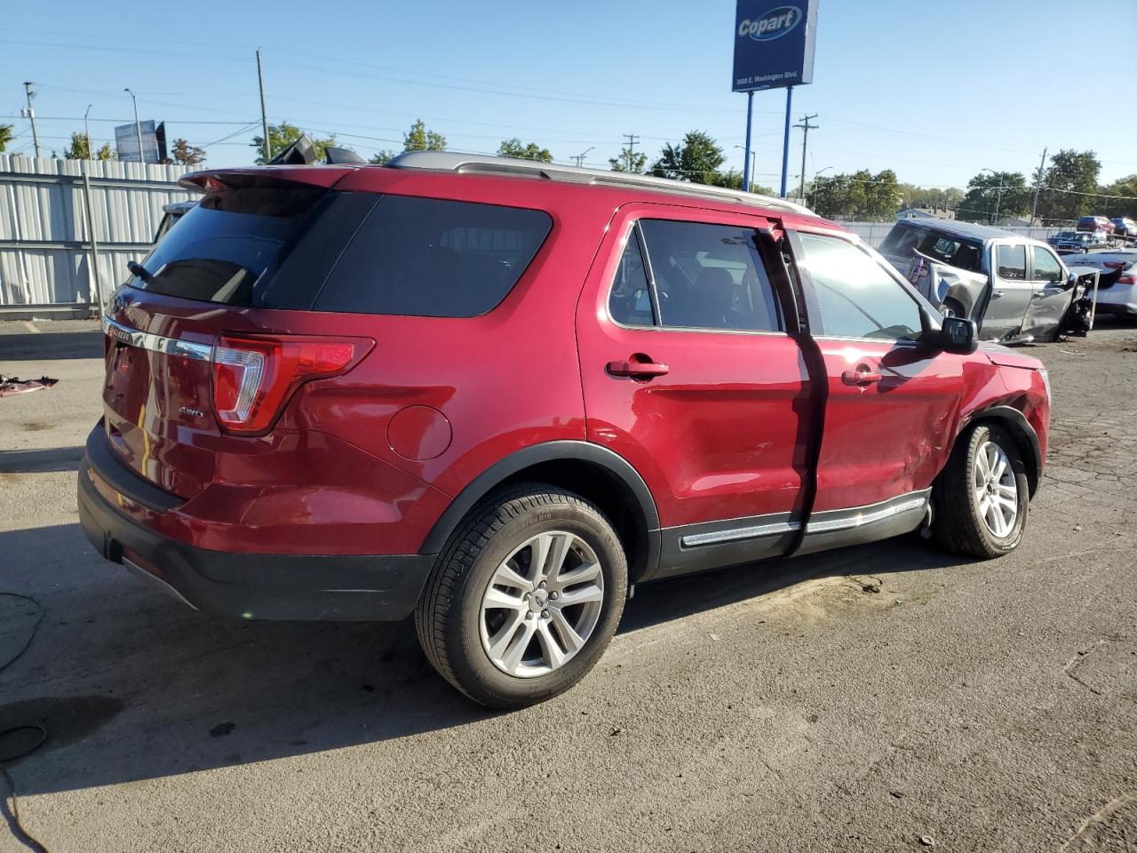 FORD EXPLORER XLT
