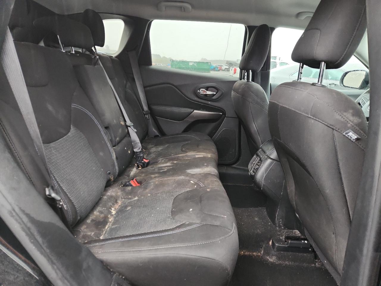 JEEP GRAND CHEROKEE LATITUDE