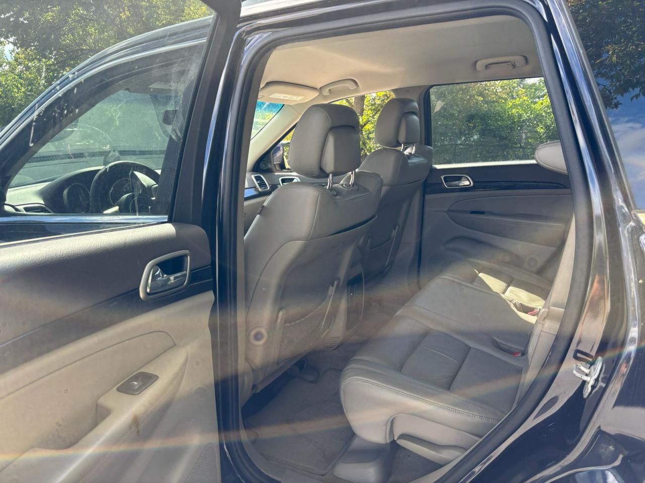 JEEP GRAND CHEROKEE LAREDO