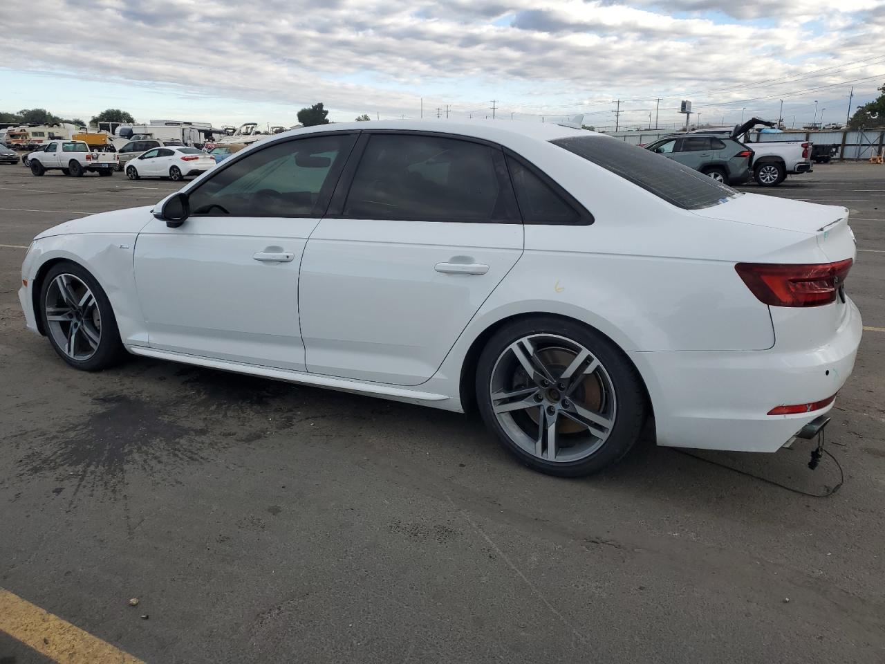 AUDI A4 PREMIUM PLUS