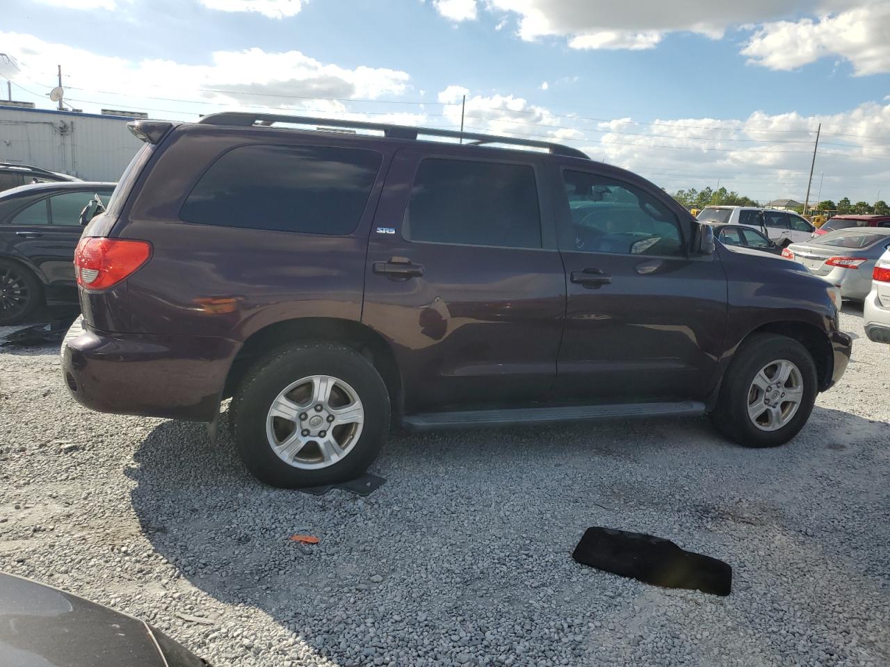 TOYOTA SEQUOIA SR5
