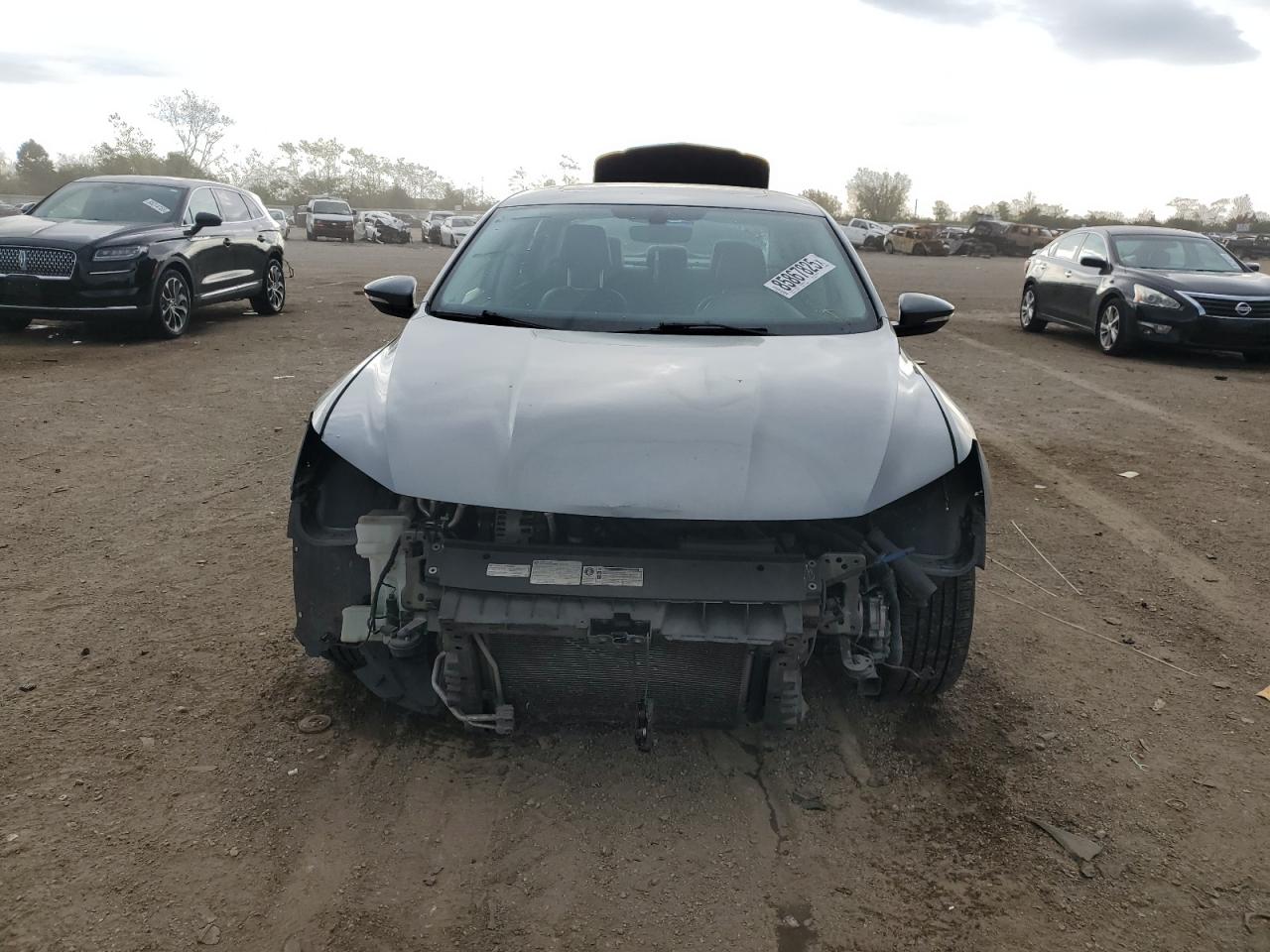 VOLKSWAGEN PASSAT SE