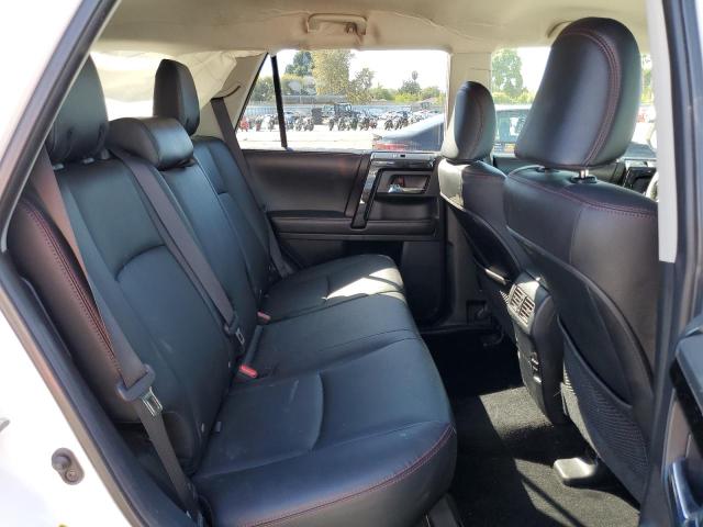 2017 TOYOTA 4RUNNER SR JTEBU5JR2H5443994