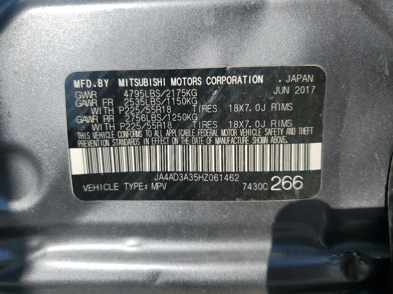 MITSUBISHI OUTLANDER SE