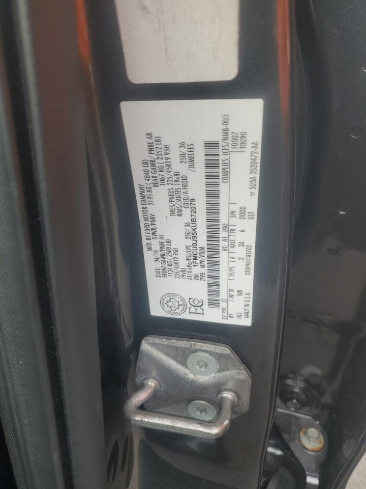 FORD ESCAPE TITANIUM