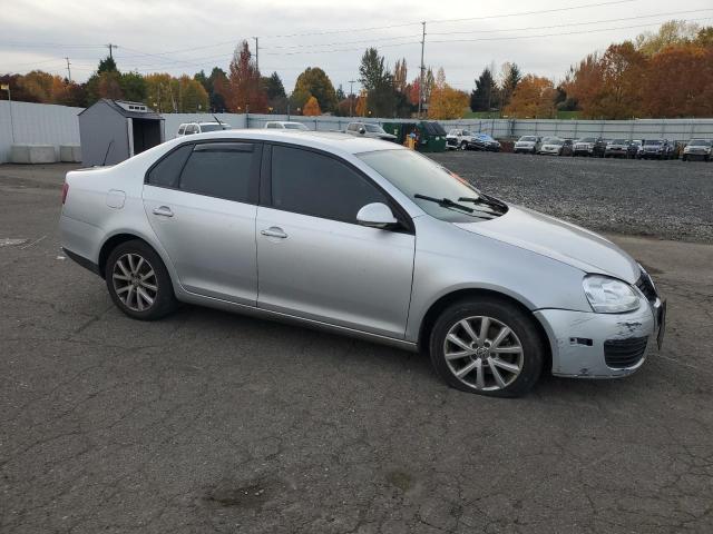 2010 VOLKSWAGEN JETTA SE - 3VWRZ7AJ4AM156745