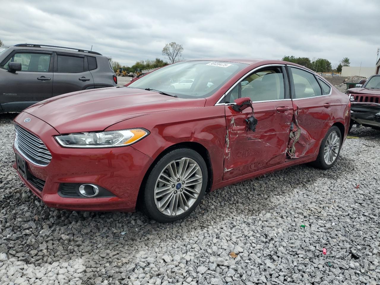 FORD FUSION SE