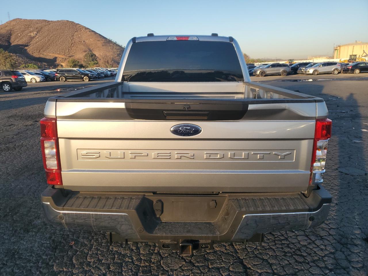 FORD F-250 SUPER DUTY