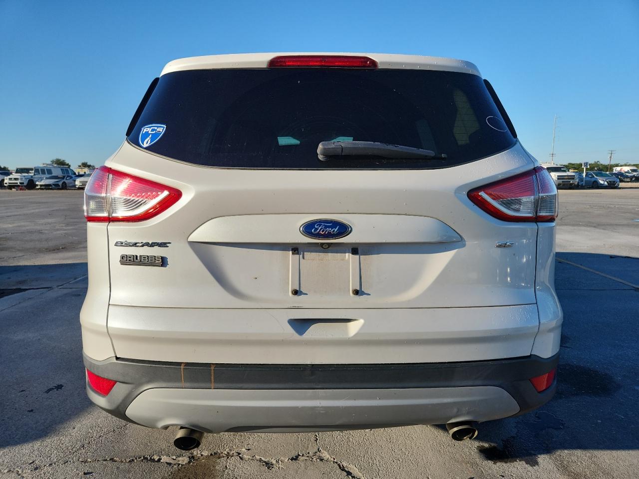 FORD ESCAPE SE