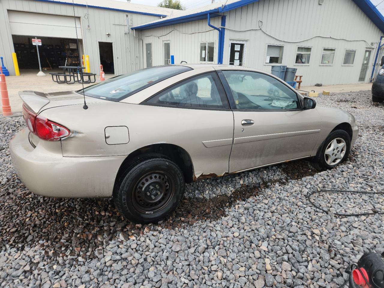Lot #3287786101 2004 CHEVROLET CAVALIER