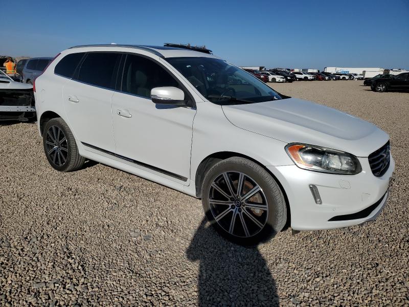 2017 VOLVO XC60 T6 IN YV449MRU5H2125402