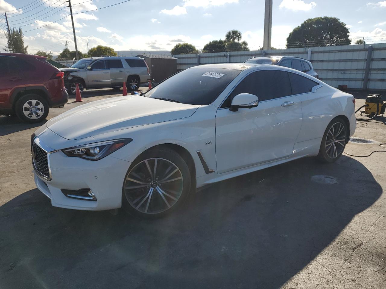 INFINITI Q60 PURE