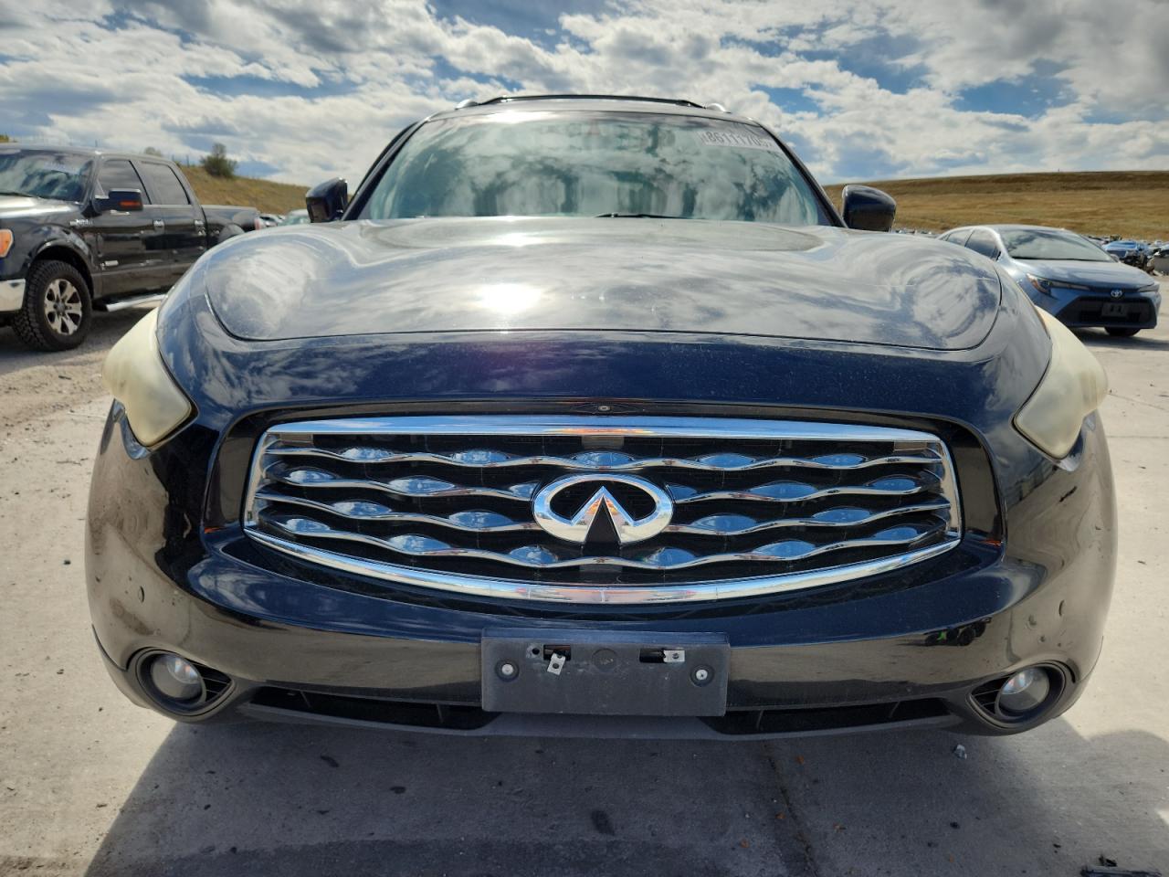 INFINITI FX35